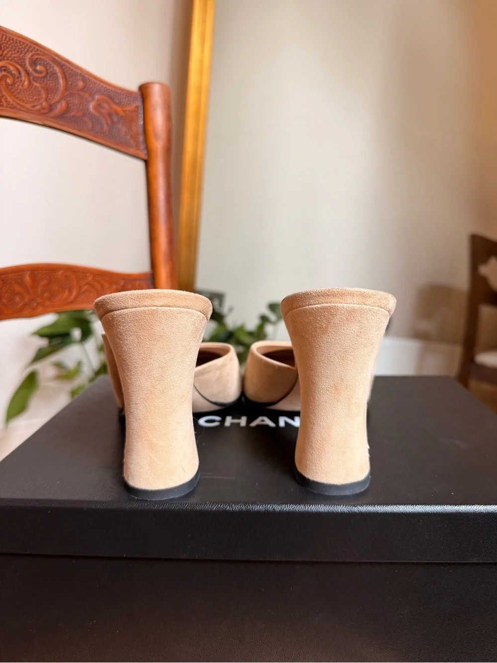 CHANEL slip mules
